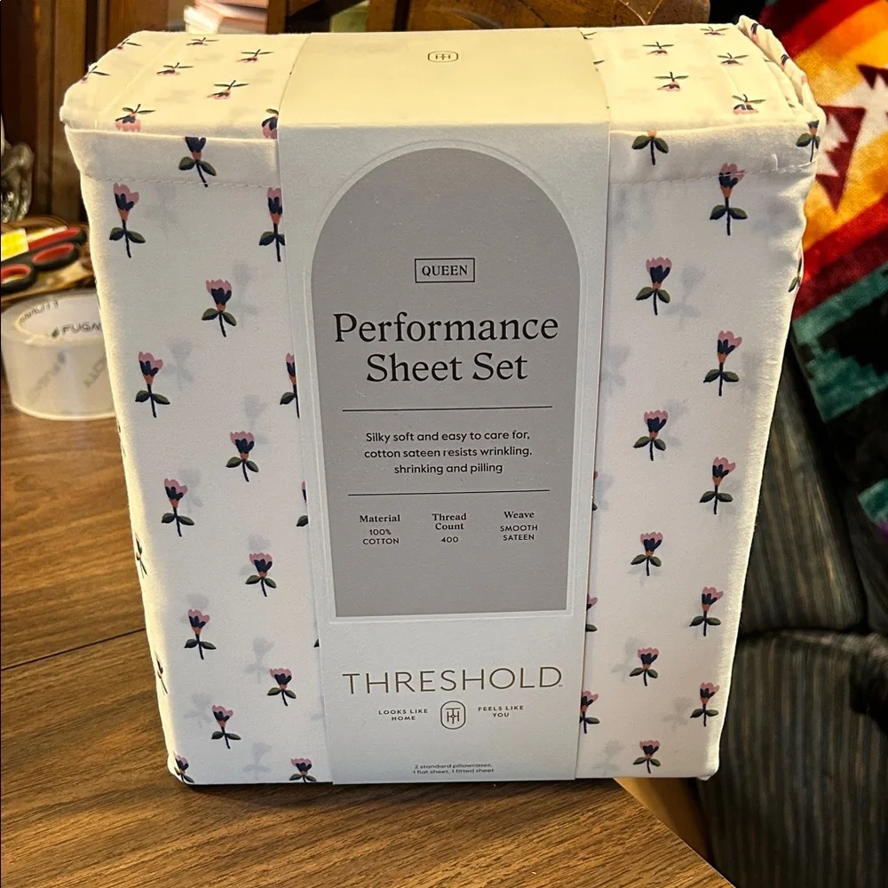 Threshold Queen Performance Sheet Set - Pink Floral on White